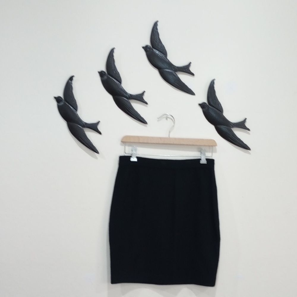 St. John Collection By Marie Gray Black Knit Skirt, Size 2